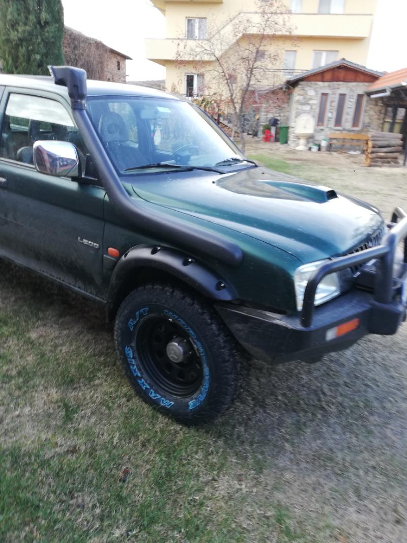 Mitsubishi L200 2,5 tdi - изображение 9