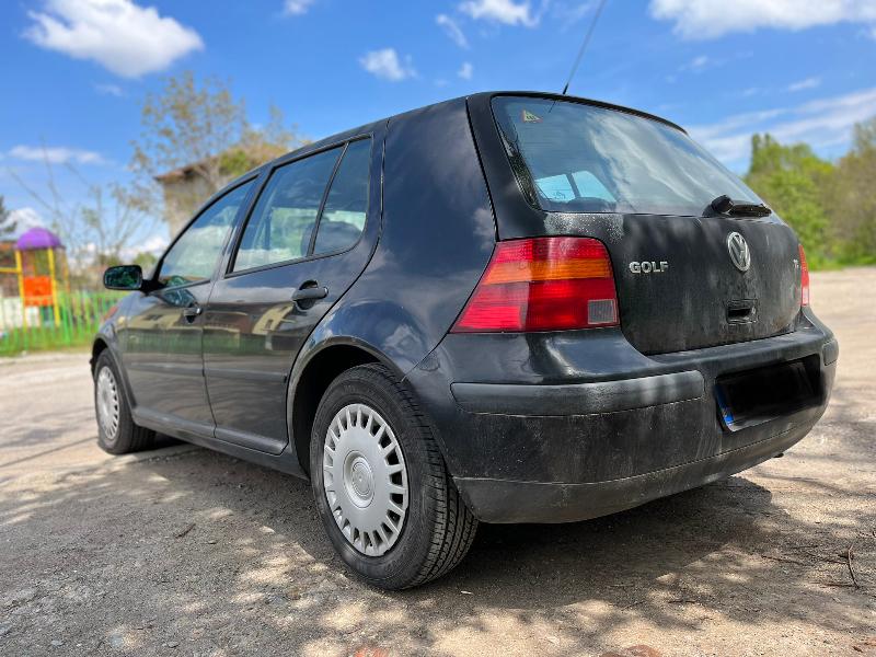 VW Golf 1.6 - изображение 5