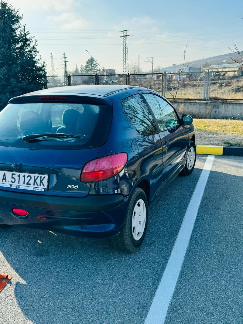 Peugeot 206 1.4 - изображение 2