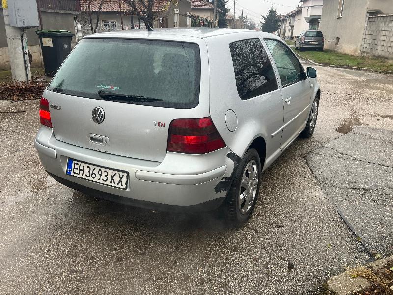 VW Golf 1.9 - изображение 5