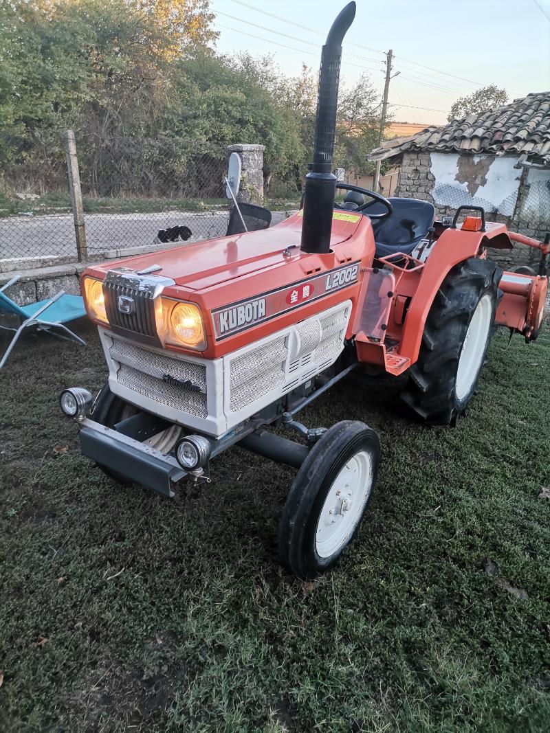 Трактор Kubota 2002L - изображение 3