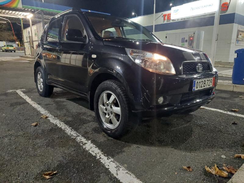 Daihatsu Terios 1.5 4x4 Benzin - изображение 5