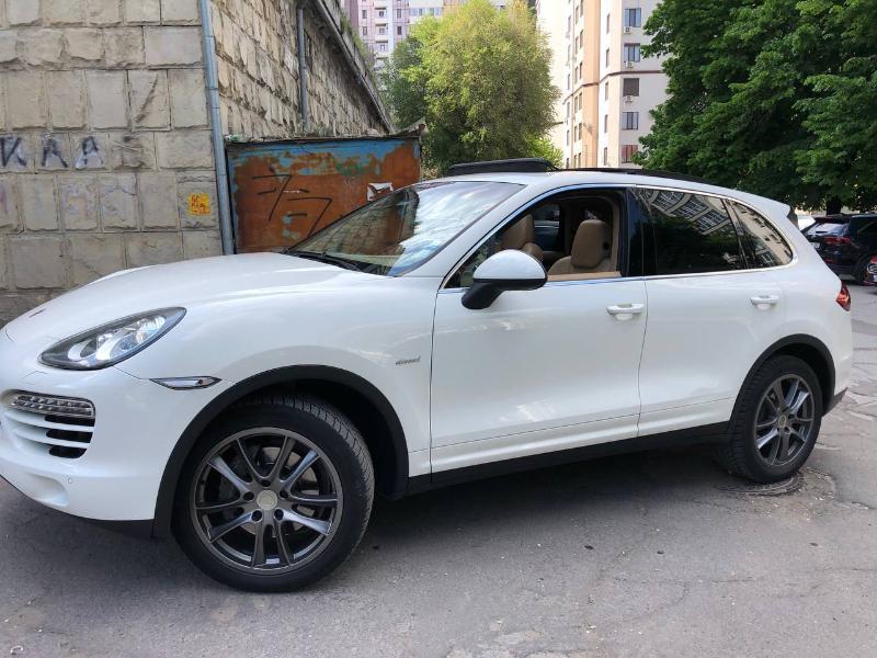 Porsche Cayenne 3.0 DIESEl - изображение 3