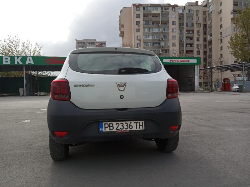 Dacia Sandero 1.0 - изображение 3