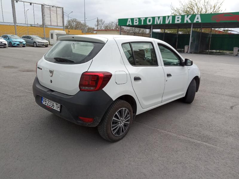 Dacia Sandero 1.0 - изображение 8