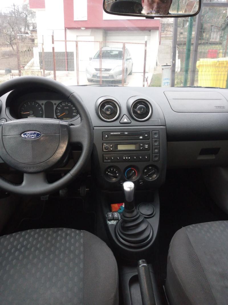 Ford Fiesta 1.4бензин - изображение 9