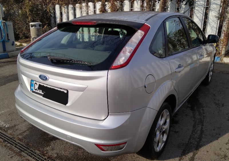 Ford Focus 1.6i - изображение 4