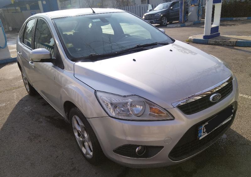 Ford Focus 1.6i - изображение 3