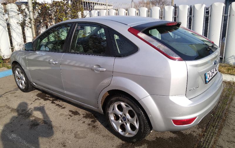 Ford Focus 1.6i - изображение 10