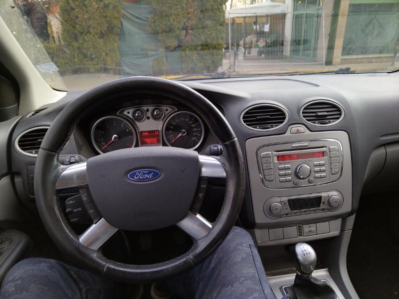 Ford Focus 1.6i - изображение 5