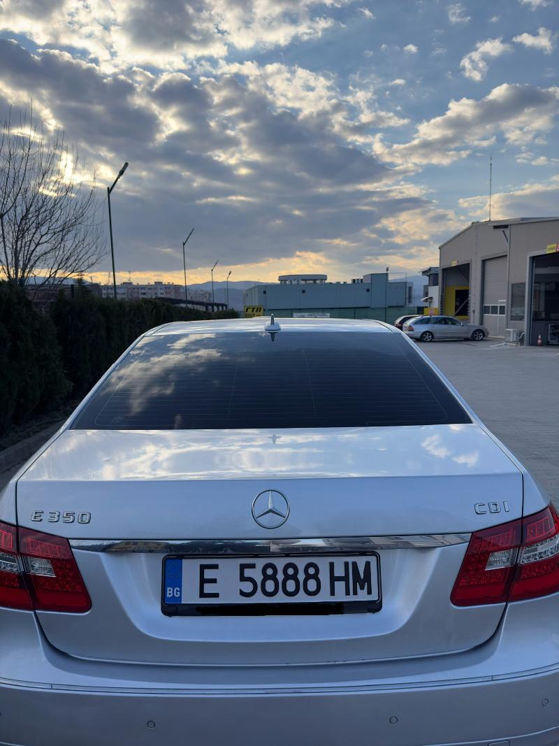 Mercedes-Benz E 350  - изображение 4