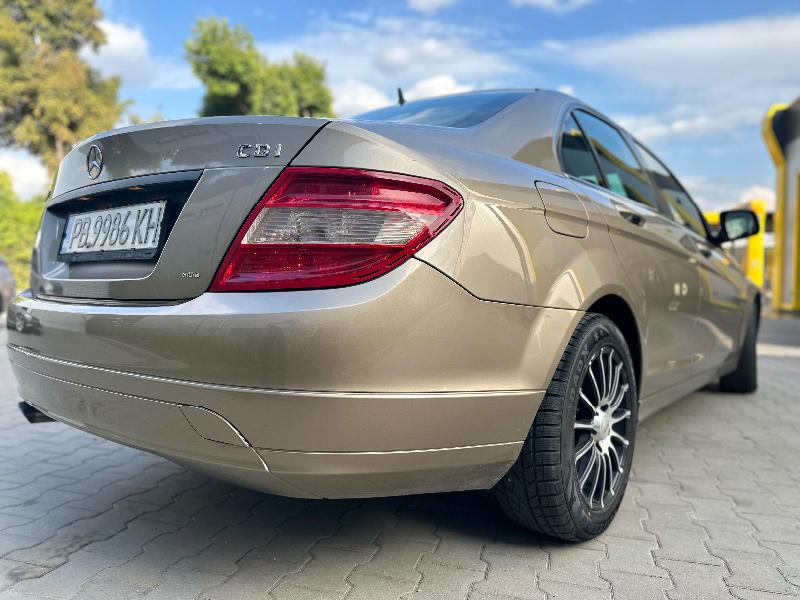 Mercedes-Benz C 220 CDI - изображение 4