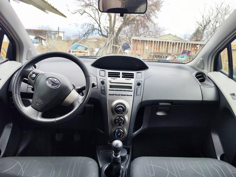 Toyota Yaris 1.33 dual VVT-I - изображение 6