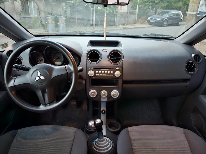 Mitsubishi Colt 1.1i - изображение 6