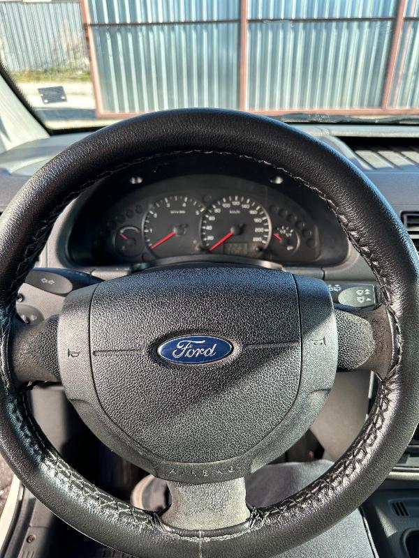 Ford Connect 1.8 TDCI - изображение 6