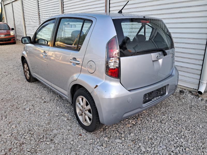 Daihatsu Sirion 1.3 - изображение 6