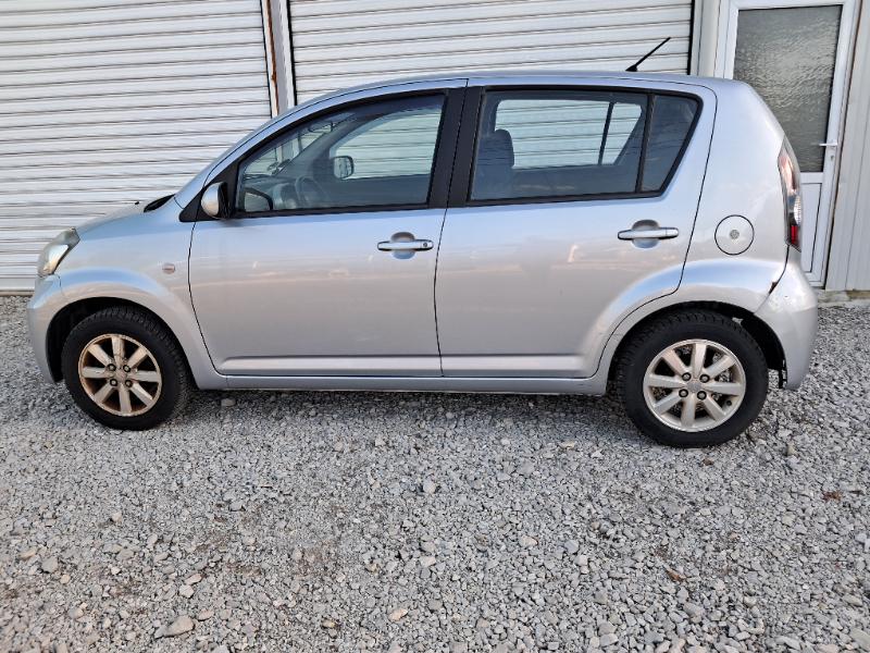 Daihatsu Sirion 1.3 - изображение 7