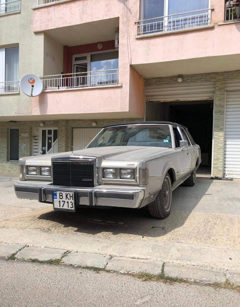 Lincoln Town car 5.0 - изображение 8