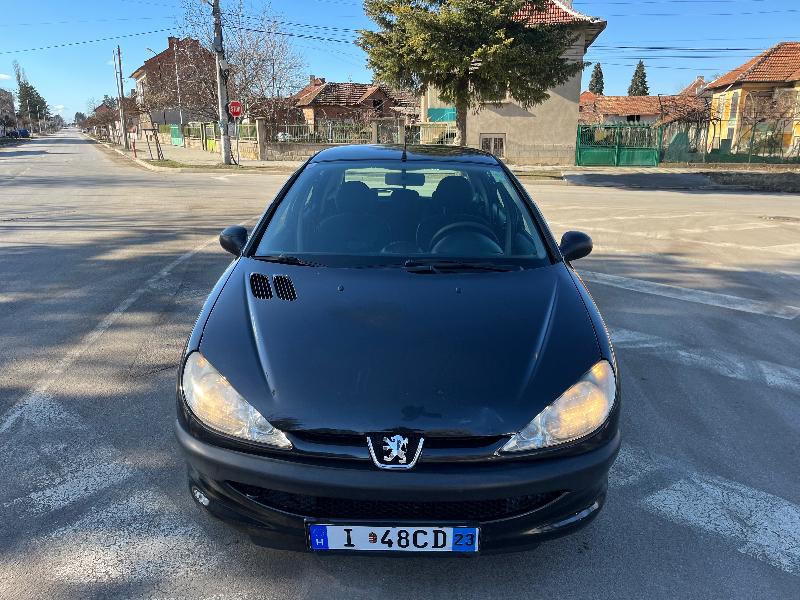 Peugeot 206 1.4i 75кс КЛИМА - изображение 2