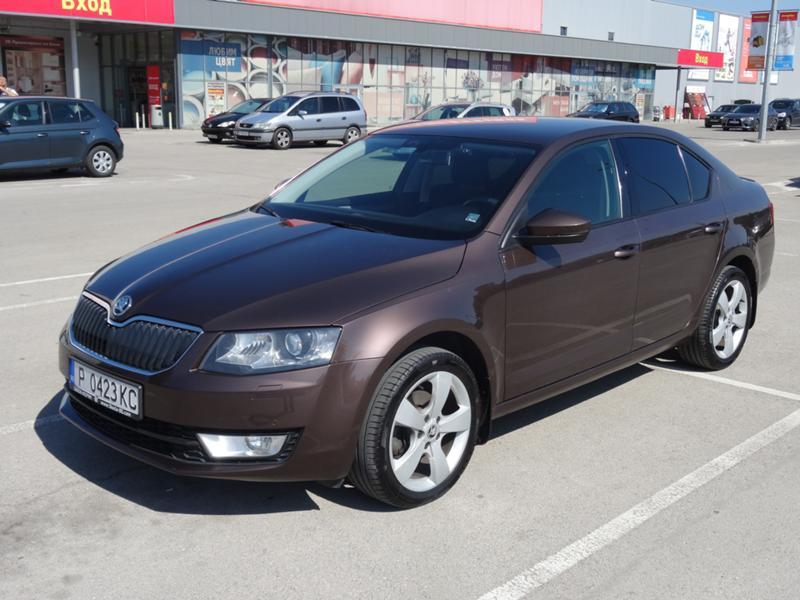 Skoda Octavia 2.0TDI Elegance - изображение 2