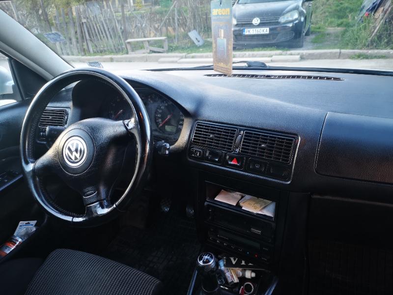 VW Golf 1.6 101 kc - изображение 10