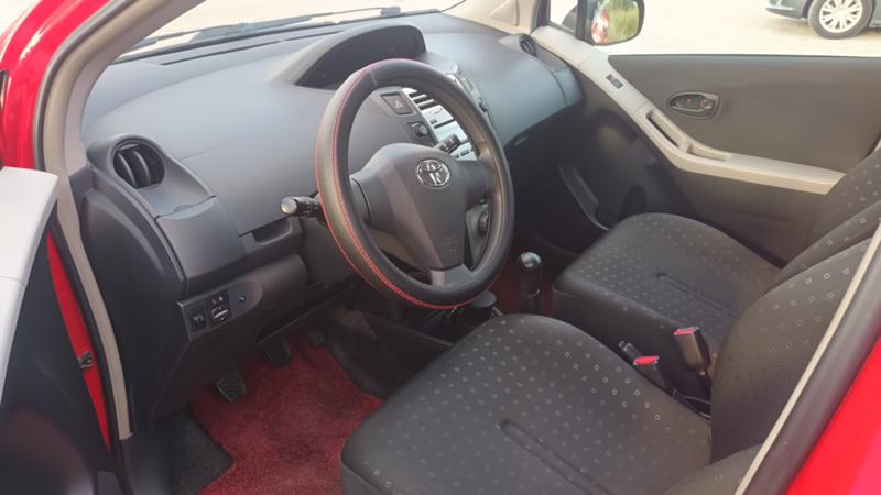 Toyota Yaris 1.3 VVTi Terra  - изображение 5