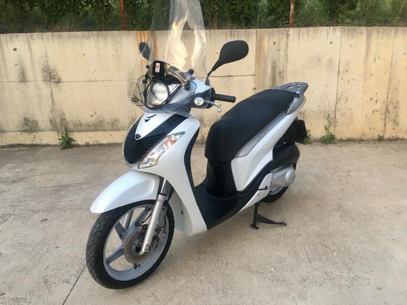 Honda Sh 150i - изображение 2