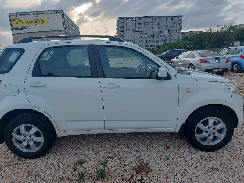 Daihatsu Terios 1.5vvt - изображение 10