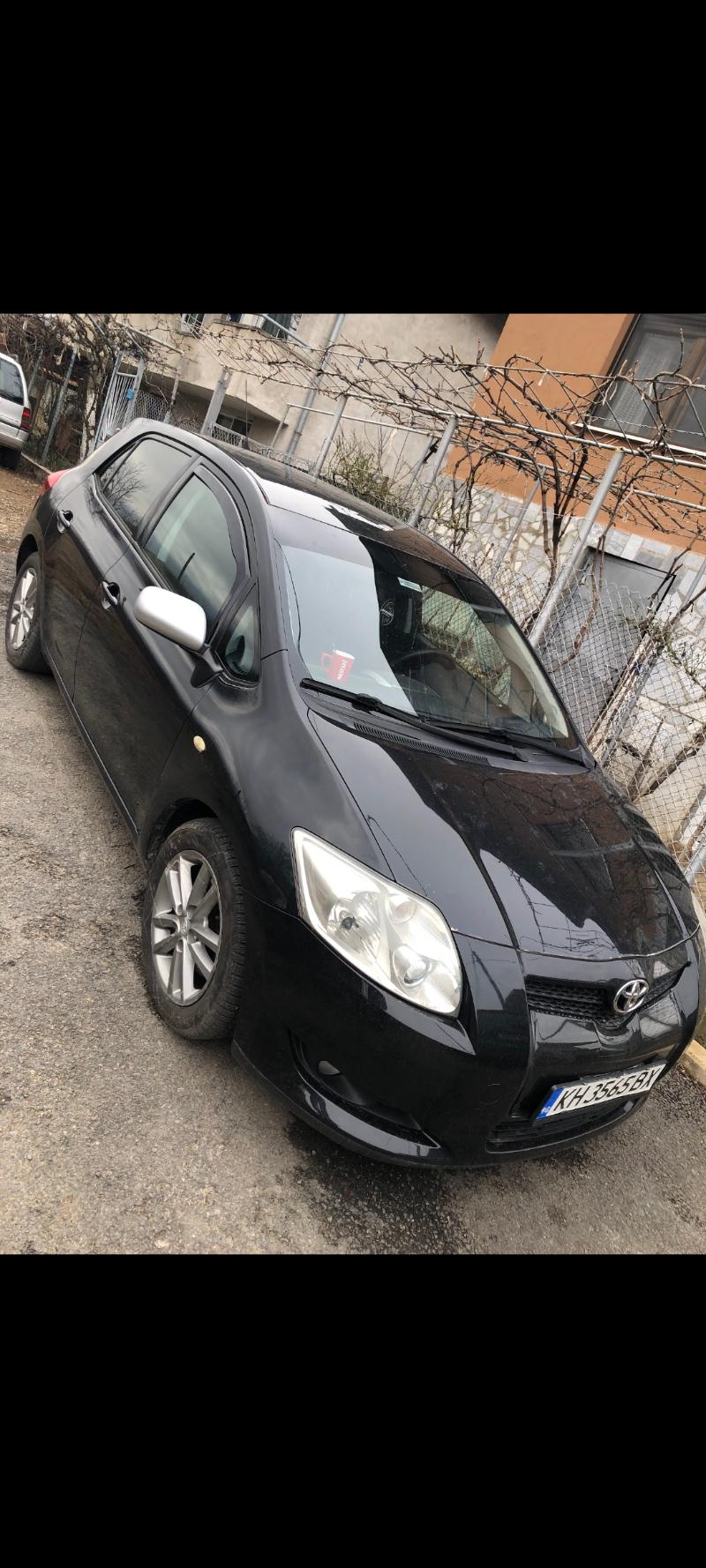 Toyota Auris  - изображение 9