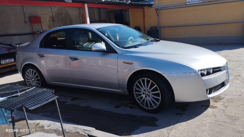 Alfa Romeo 159 1.9 tdi - изображение 8