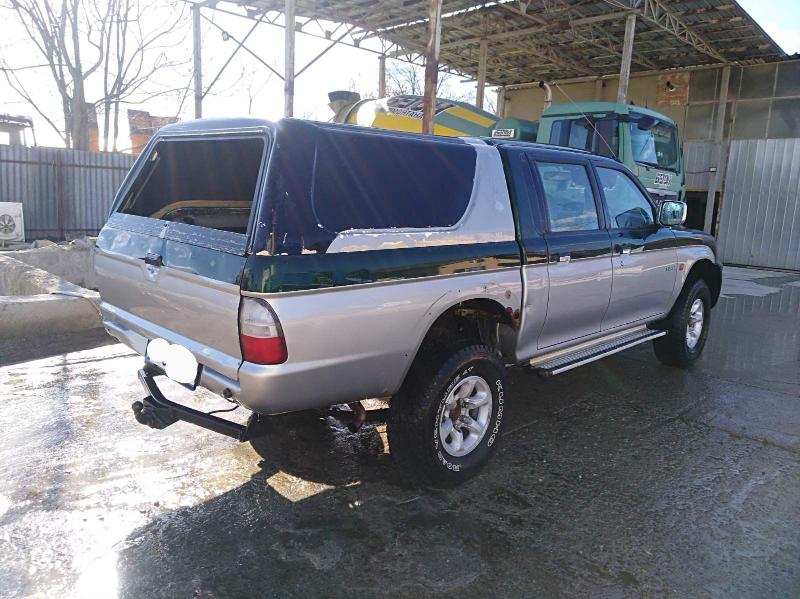 Mitsubishi L200 2500 - изображение 3