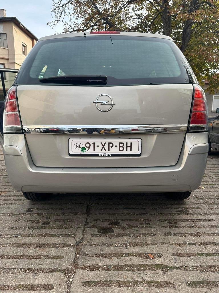 Opel Zafira 1.6 - изображение 4