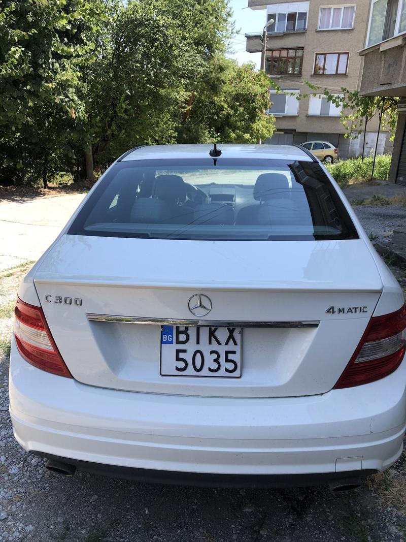 Mercedes-Benz 300 C300 4matic - изображение 2