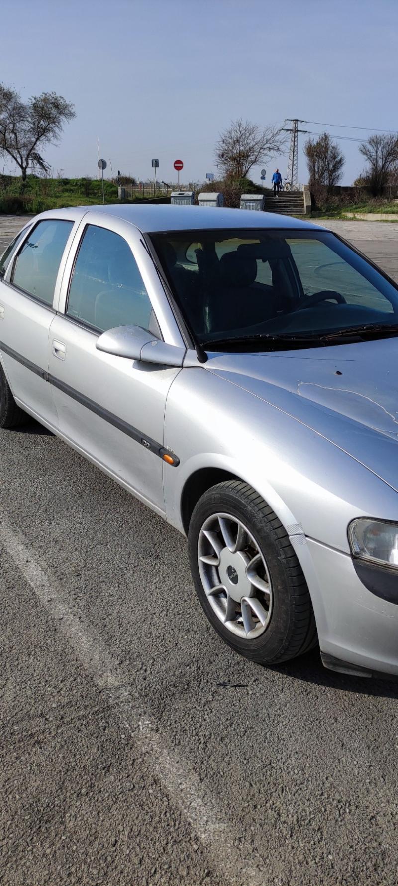 Opel Vectra 1.8 16v - изображение 7