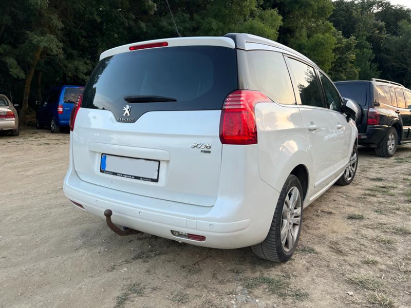 Peugeot 5008 1.6 E-HDI ALLURE - изображение 4