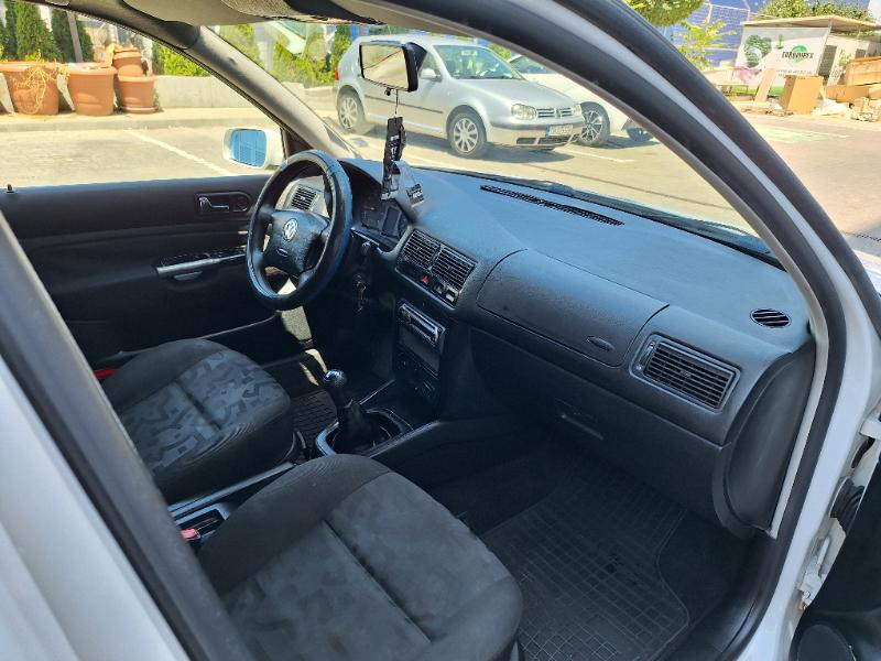 VW Golf 1.6 Газ Бензин - изображение 10