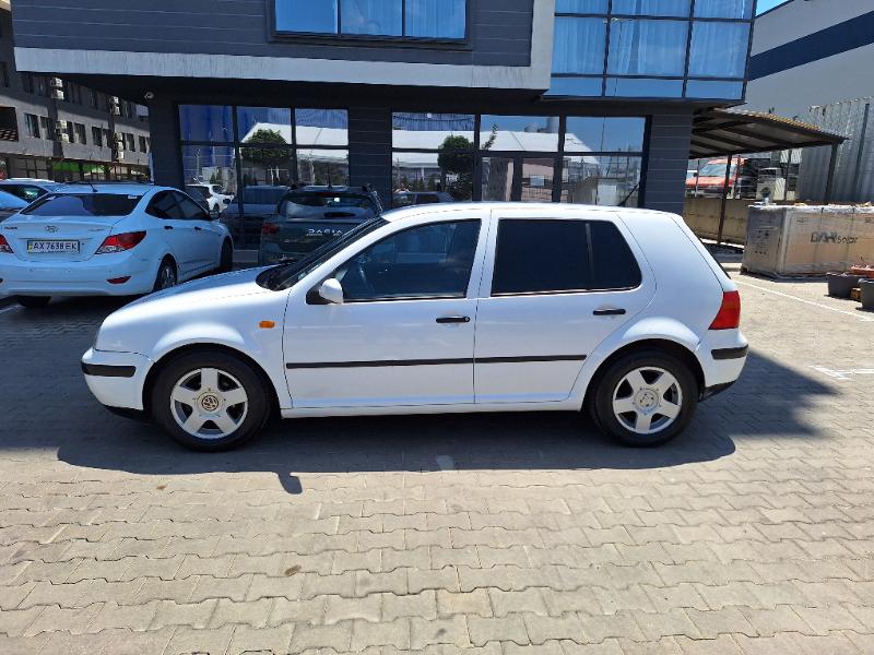 VW Golf 1.6 Газ Бензин - изображение 7