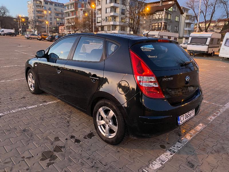 Hyundai I30 1.6 crdi - изображение 8