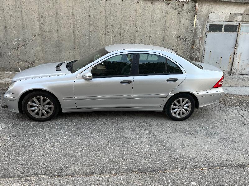 Mercedes-Benz C 200 2.2 cdi - изображение 2