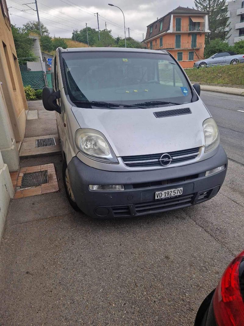 Opel Vivaro 2.5CDi - изображение 5