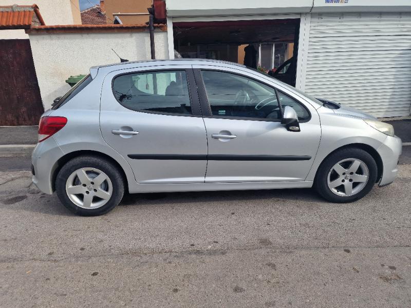 Peugeot 207 1.4 - изображение 3