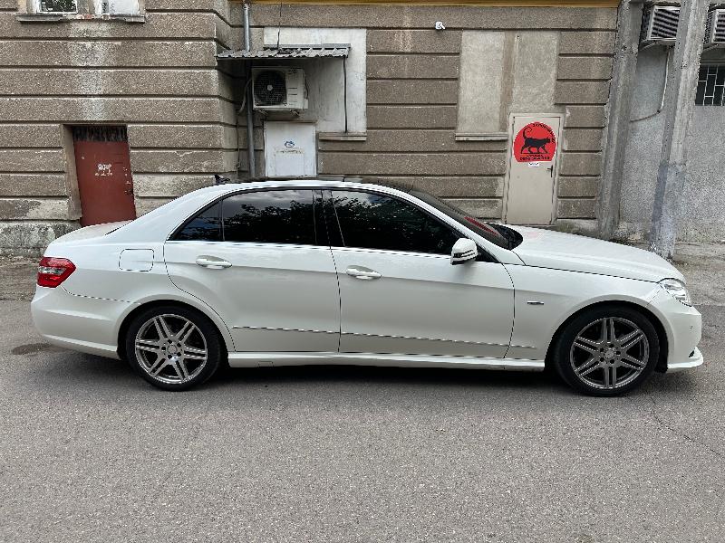 Mercedes-Benz E 350  - изображение 3