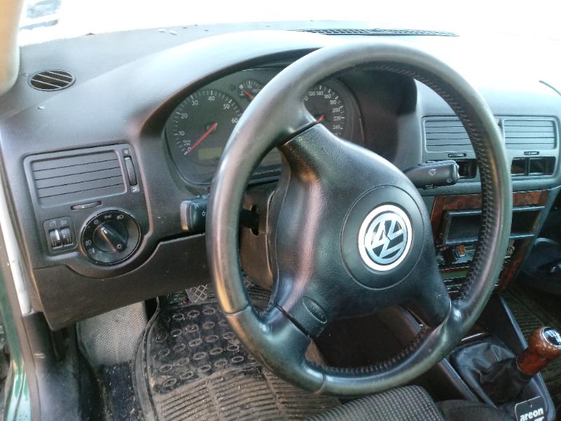 VW Bora 2.3 5V - изображение 1