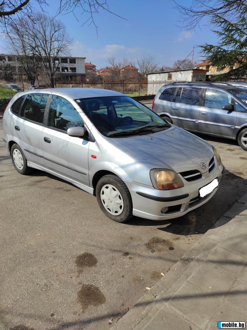 Nissan Almera tino 2.2 Diesel  - изображение 2