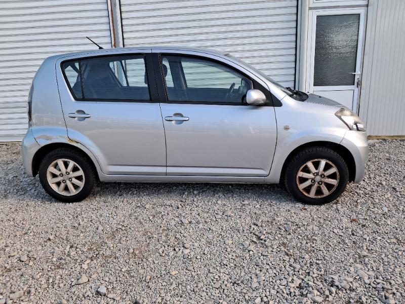 Daihatsu Sirion 1.3 - изображение 3