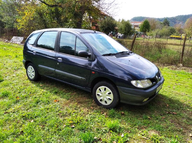 Renault Scenic 1.6 Газ - изображение 3