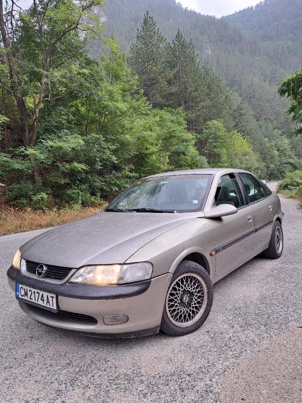 Opel Vectra 1.8 бензин - изображение 2