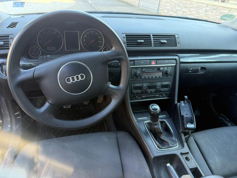 Audi A4 2.0 - изображение 4