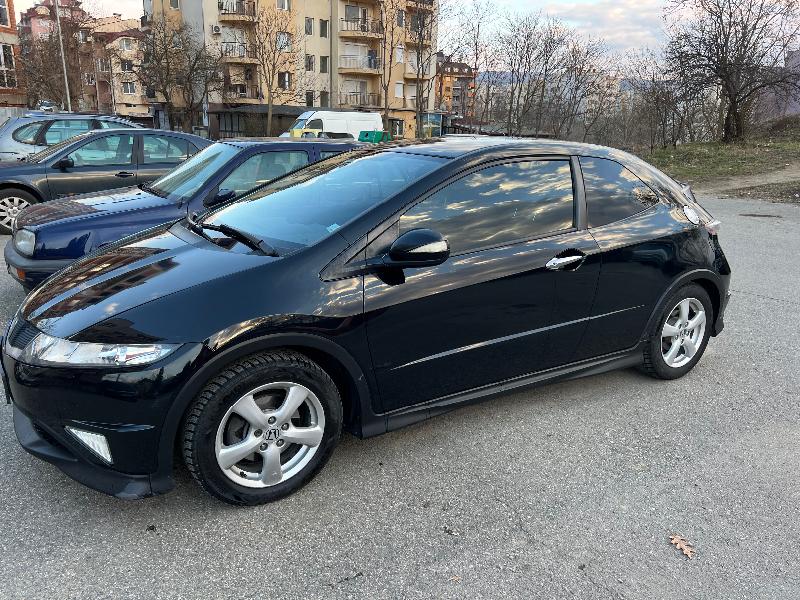 Honda Civic 1.4i - изображение 2