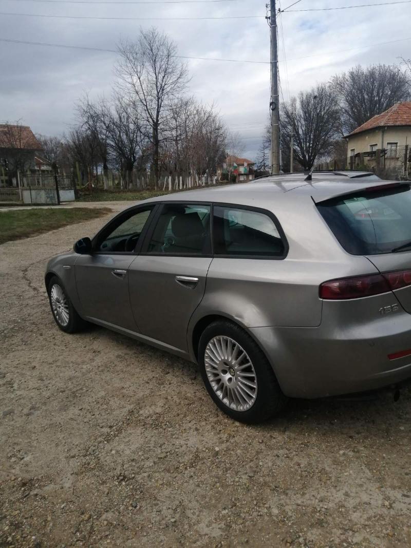 Alfa Romeo 159 1.9 JTD - изображение 8